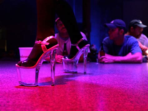 Strip-tease/Lapdance Trouver une prostituée Diepoldsau
