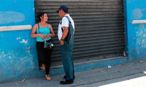 Encuentra una prostituta Paseos de San Juan